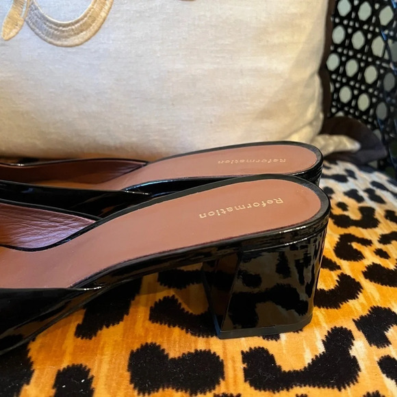 REFORMATION Marina Block Heel Mule Black Patent Leather  NEW Sold Out Online - Picture 8 of 14